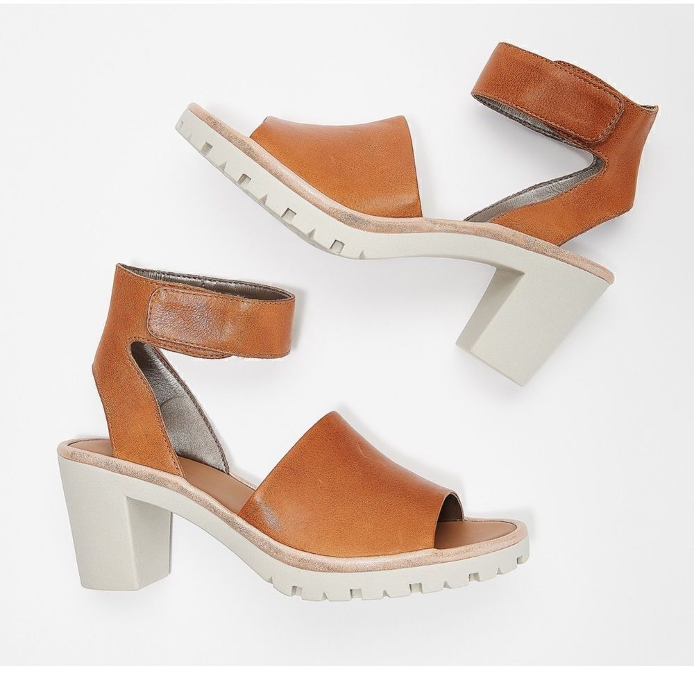 The Flexx Big Enough Leather Ankle Strap Heeled Sandals Size 10 Lug Sole